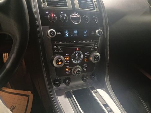 Used 2009 Aston Martin DB9 Volante image 21