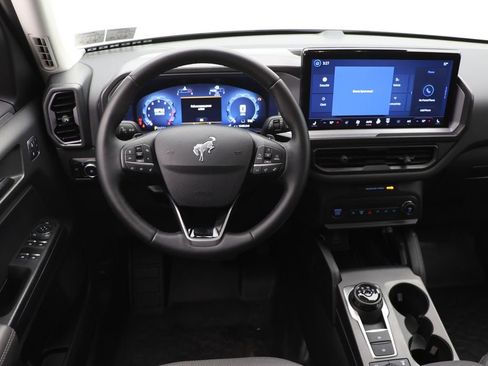 Used 2025 Ford Bronco Sport Badlands image 13