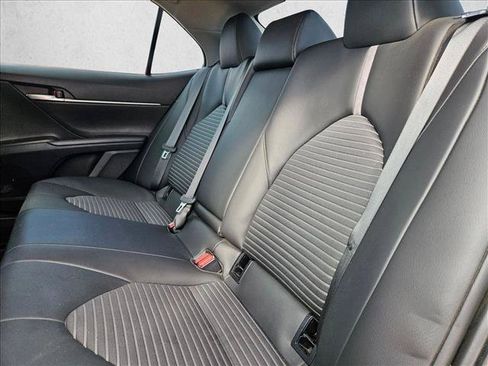 Used 2023 Toyota Camry SE FWD image 17