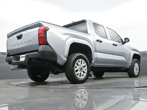 Used 2025 Toyota Tacoma SR RWD image 11