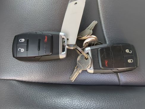 Used 2021 RAM 5500 Tradesman w/ Chrome Appearance Group image 25