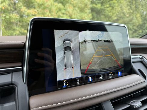 Certified 2024 Chevrolet Suburban High Country w/ Premium Package 2 image 42