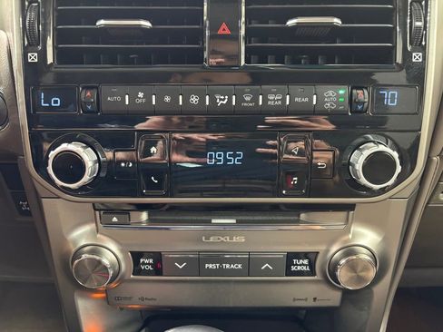 Used 2018 Lexus GX 460 w/ Navigation Package AWD/4WD image 25