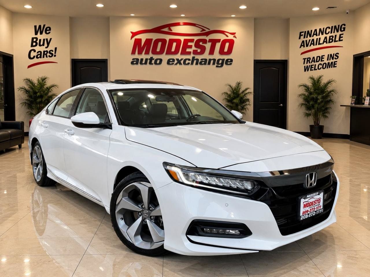 Used 2018 Honda Accord Touring image 1