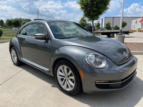 Used 2013 Volkswagen Beetle TDI FWD image 45
