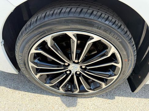 Used 2016 Toyota Corolla S FWD image 29