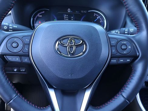 Certified 2021 Toyota RAV4 SE w/ Weather & Moonroof Package AWD/4WD image 21