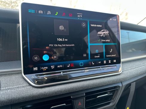 New 2026 Volkswagen Tiguan S image 9