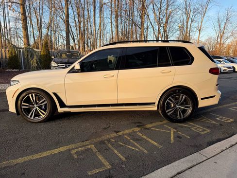 Used 2021 BMW X7 xDrive40i w/ M Sport Package image 7