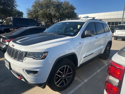 Used 2017 Jeep Grand Cherokee Trailhawk w/ Trailhawk Luxury Group