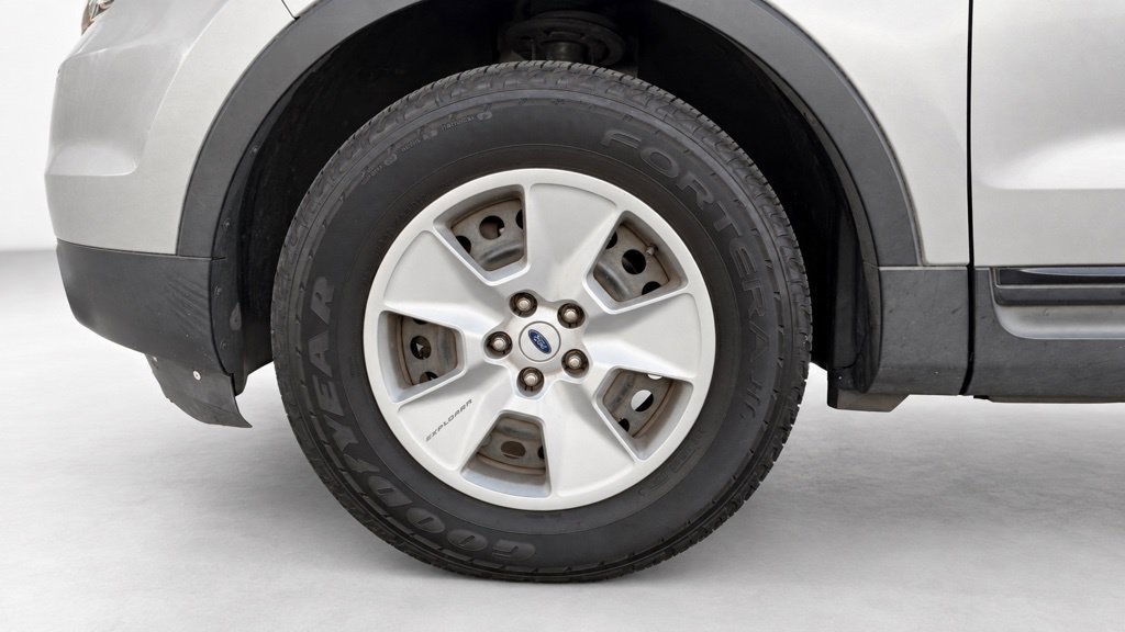 Used 2013 Ford Explorer FWD image 8