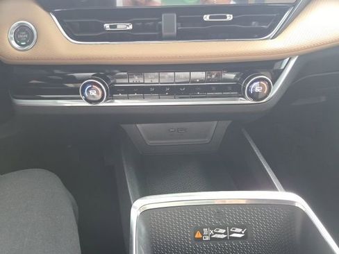 New 2026 Chevrolet Equinox ACTIV image 33