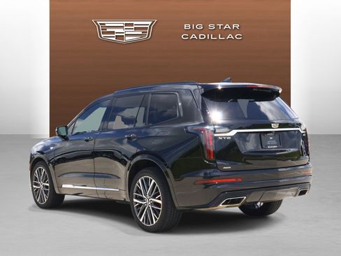 Used 2023 Cadillac XT6 Sport w/ Platinum Package AWD/4WD image 3