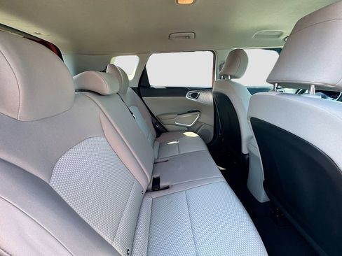 Certified 2021 Kia Soul LX FWD image 27