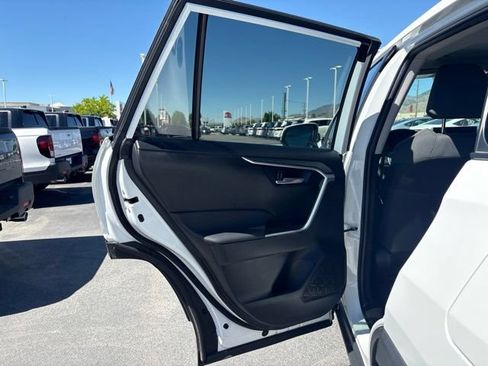 Used 2024 Toyota RAV4 XLE w/ Convenience Package AWD/4WD image 19