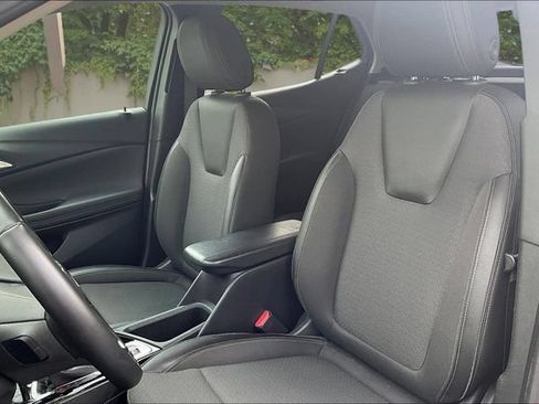 Certified 2024 Buick Encore GX Preferred FWD image 21