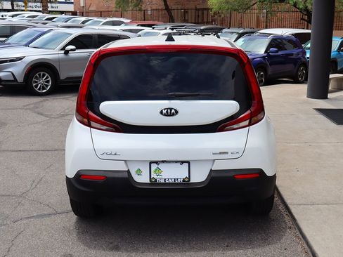 Used 2020 Kia Soul EX FWD image 10