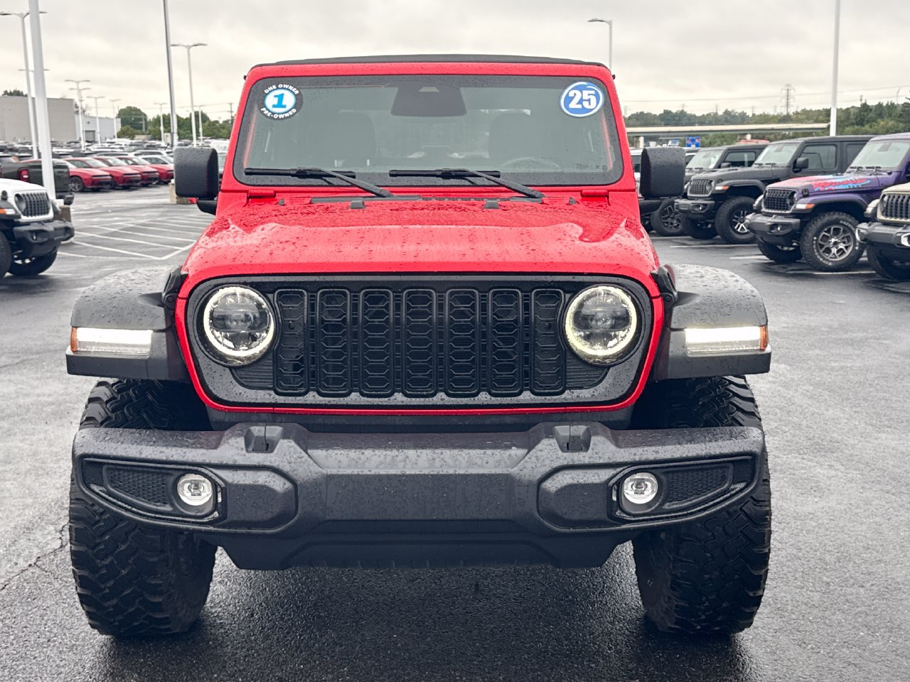 Used 2025 Jeep Wrangler Sport AWD/4WD image 8