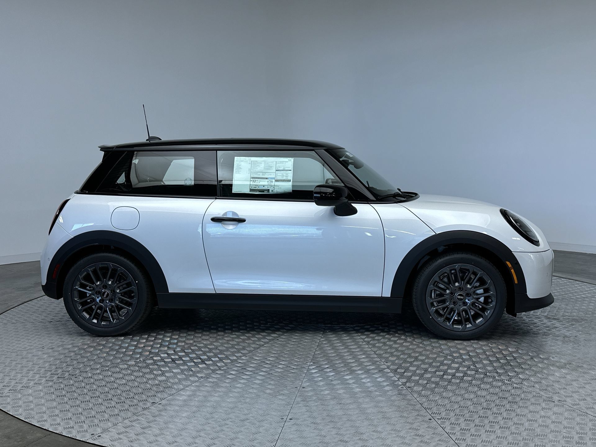 Used 2026 MINI Cooper S FWD image 10
