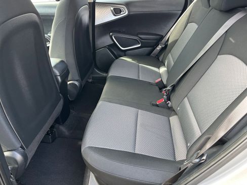 Used 2025 Kia Soul LX w/ LX Technology Package image 22