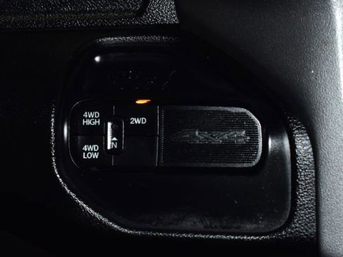 Used 2024 RAM 2500 Big Horn image 20