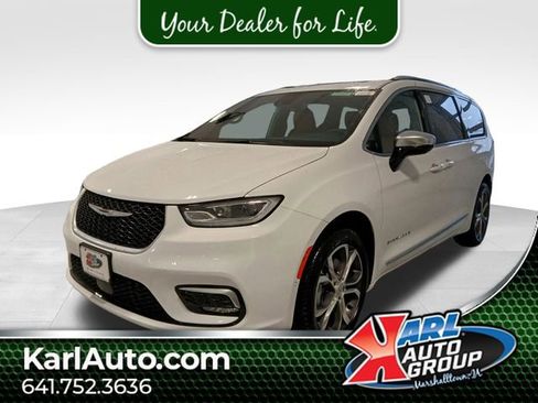 New 2026 Chrysler Pacifica Pinnacle AWD/4WD image 1