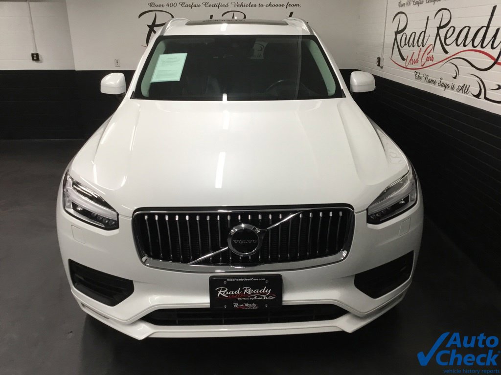 Used 2021 Volvo XC90 T6 Momentum AWD/4WD image 4