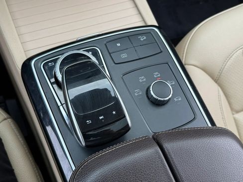 Used 2018 Mercedes-Benz GLE 350 4MATIC image 25