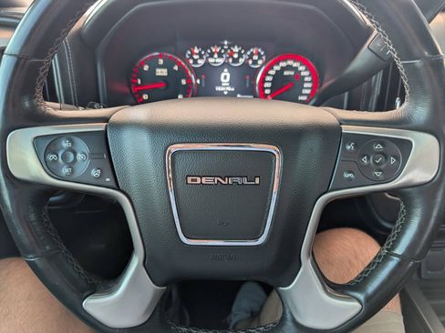 Used 2015 GMC Sierra 2500 Denali w/ Suspension Package, Off-Road AWD/4WD image 21