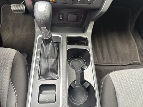 Used 2017 Ford Escape SE AWD/4WD image 21