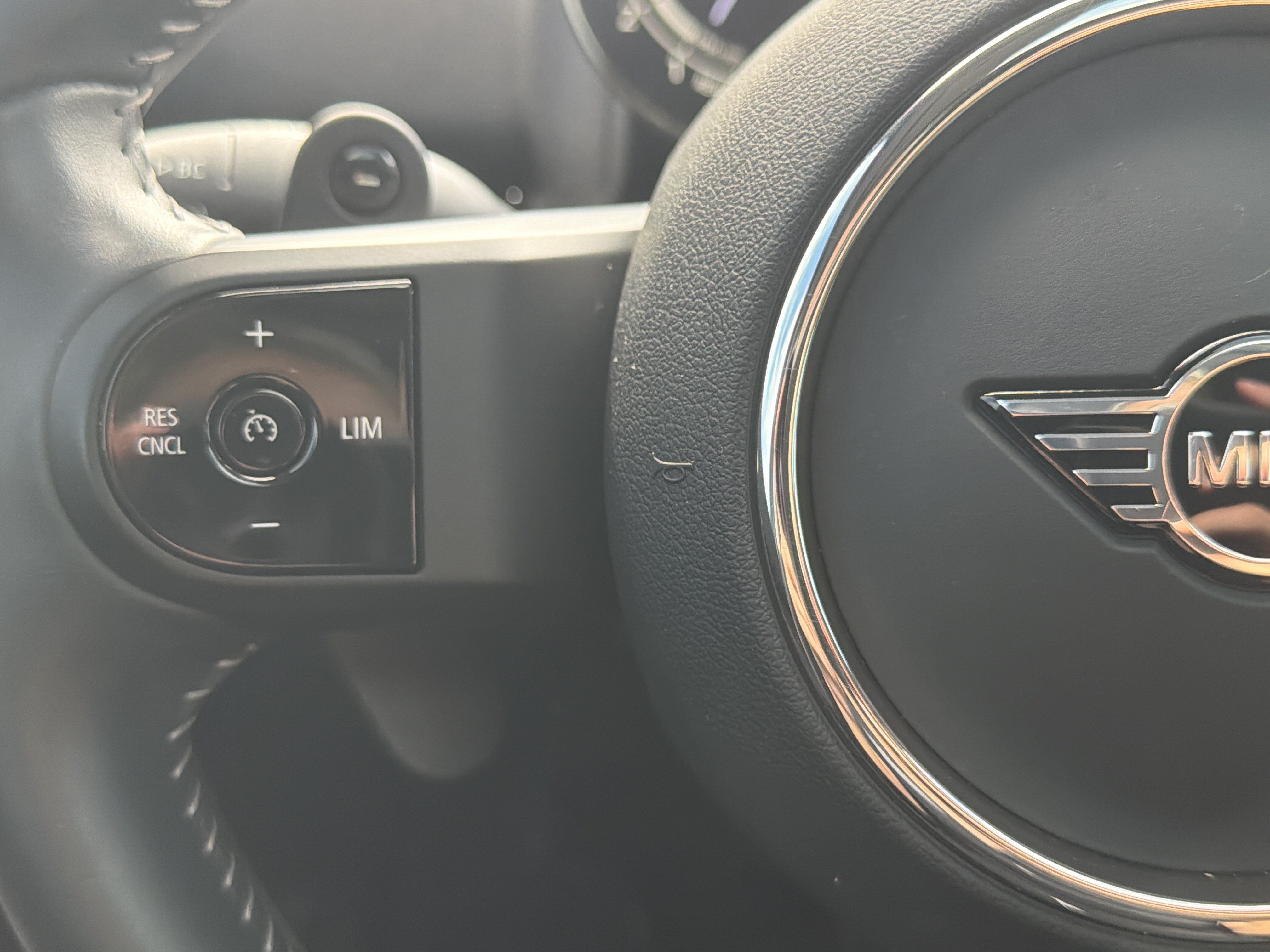 Used 2024 MINI Cooper Countryman S FWD image 31