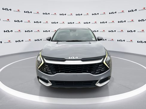 Used 2023 Kia Sportage EX FWD image 3