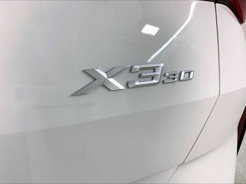 Used 2025 BMW X3 xDrive30i w/ M Sport Package AWD/4WD image 15