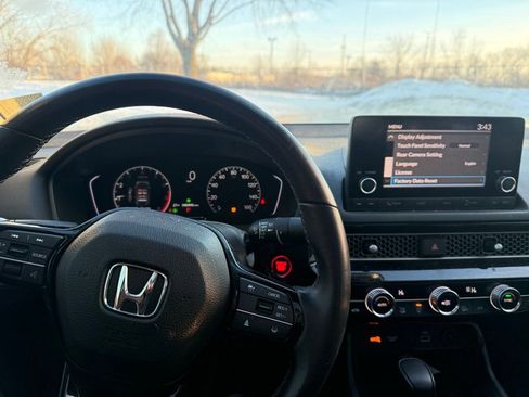 Used 2023 Honda Civic EX image 18