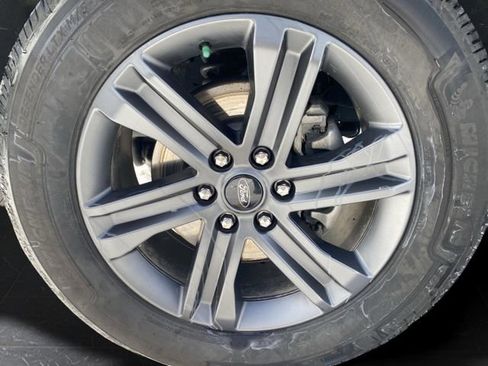 Certified 2023 Ford F150 Lariat w/ Equipment Group 502A High image 38