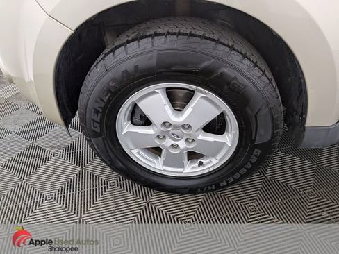 Used 2012 Ford Escape XLT AWD/4WD image 41