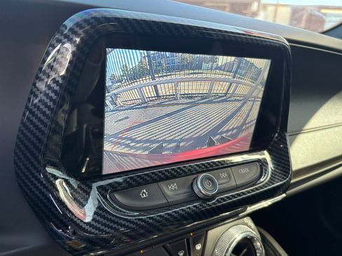 Used 2018 Chevrolet Camaro SS image 15