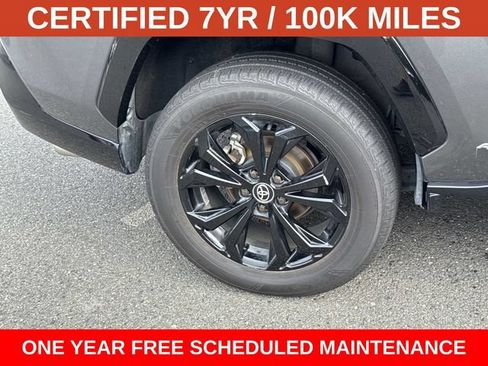 Used 2022 Toyota RAV4 XSE AWD/4WD image 7