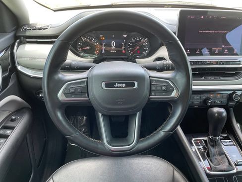 Used 2022 Jeep Compass Limited AWD/4WD image 13