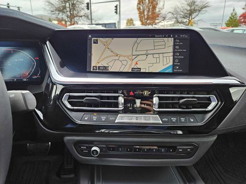 Used 2025 BMW Z4 sDrive30i w/ Premium Package image 29