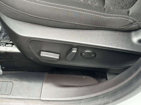 Used 2023 Ford Escape Active image 19