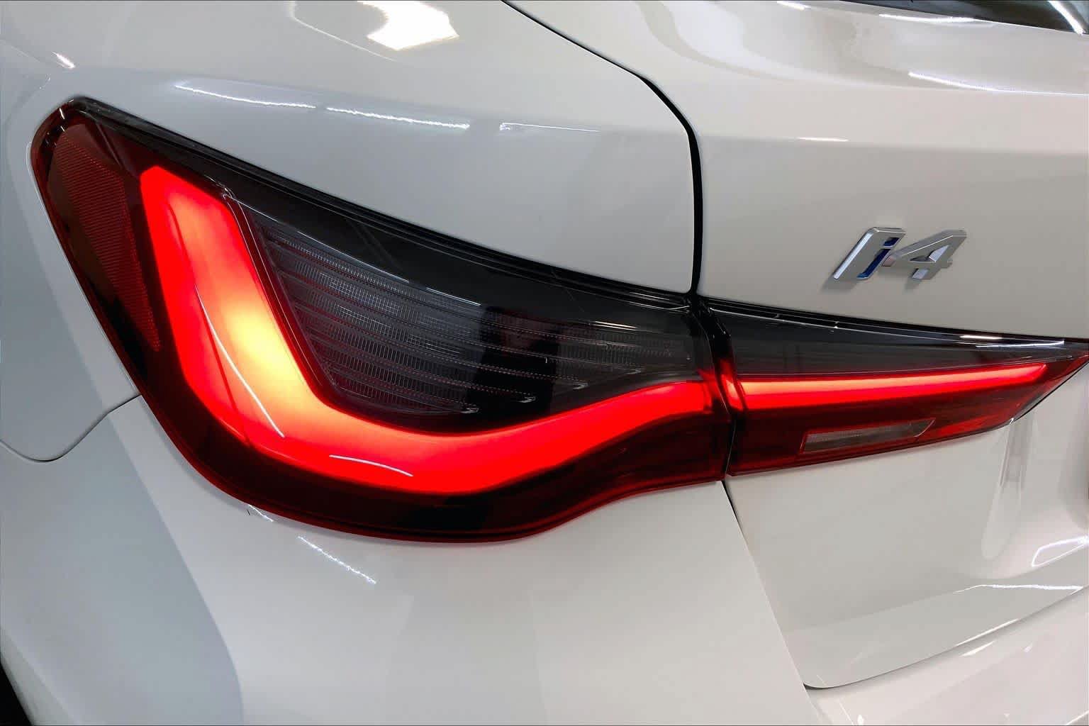 Used 2024 BMW i4 xDrive40i w/ Premium Package AWD/4WD image 28