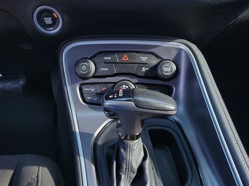 Used 2020 Dodge Challenger SXT image 19
