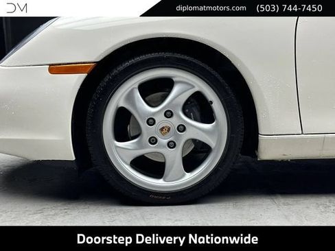 Used 2000 Porsche Boxster RWD image 32