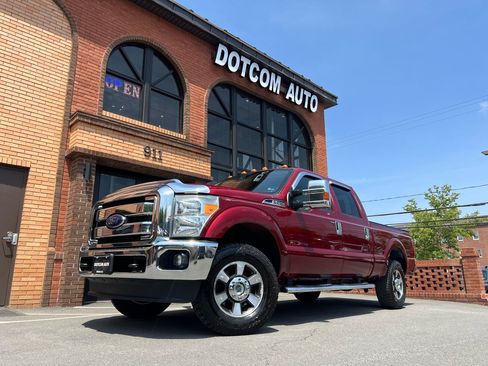 Used 2015 Ford F250 Lariat w/ Lariat Interior Package AWD/4WD image 3