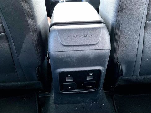 Used 2022 Ford Bronco Outer Banks w/ Sasquatch Package image 19