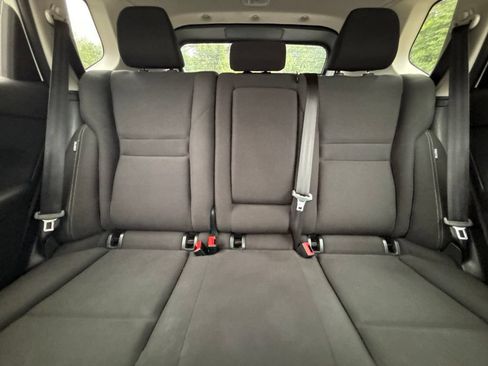 Used 2024 Nissan Rogue S FWD image 20
