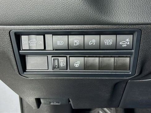 Used 2024 Toyota Tundra Limited image 10