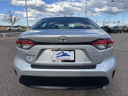 Used 2023 Toyota Corolla LE image 4