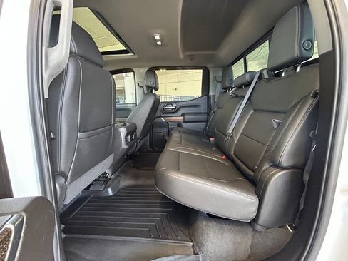 Used 2021 Chevrolet Silverado 1500 RST AWD/4WD image 34